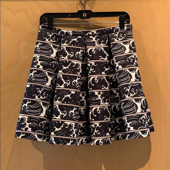 Elizabeth and James printed skater skirt size M - Picture 1 of 5